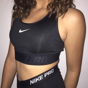 NIKE sports bra